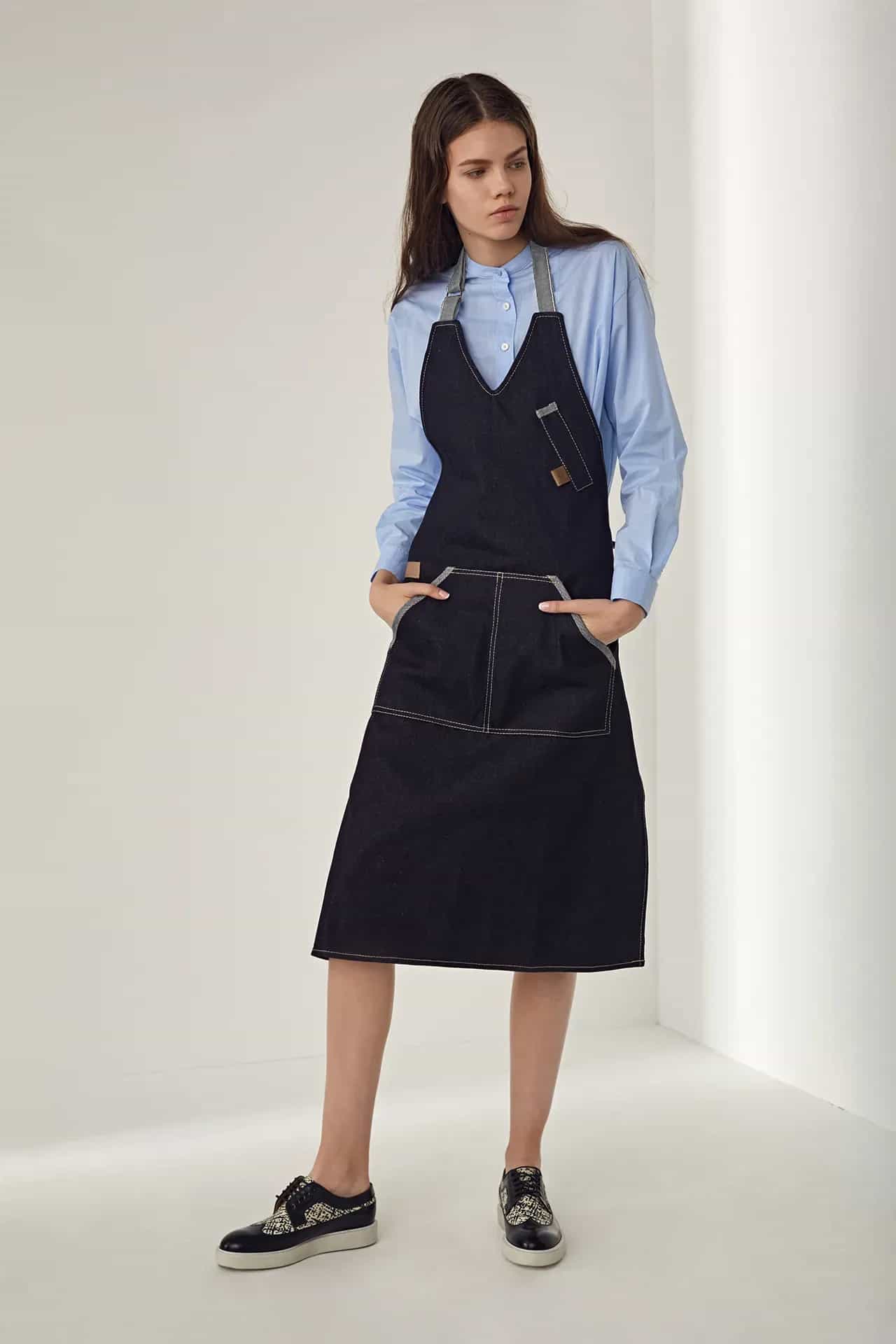 Apron Kelner female
