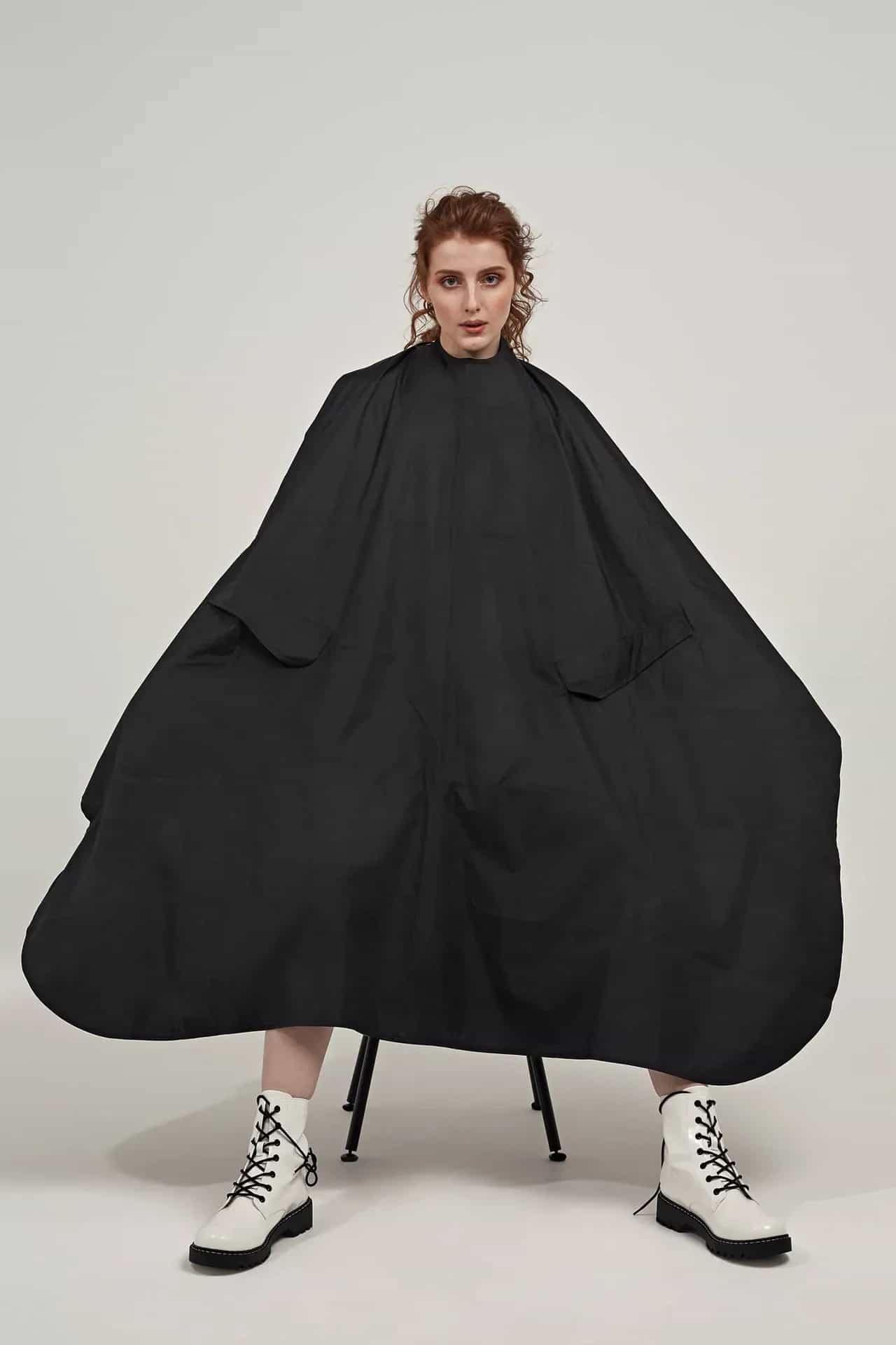 Hairdressing gown