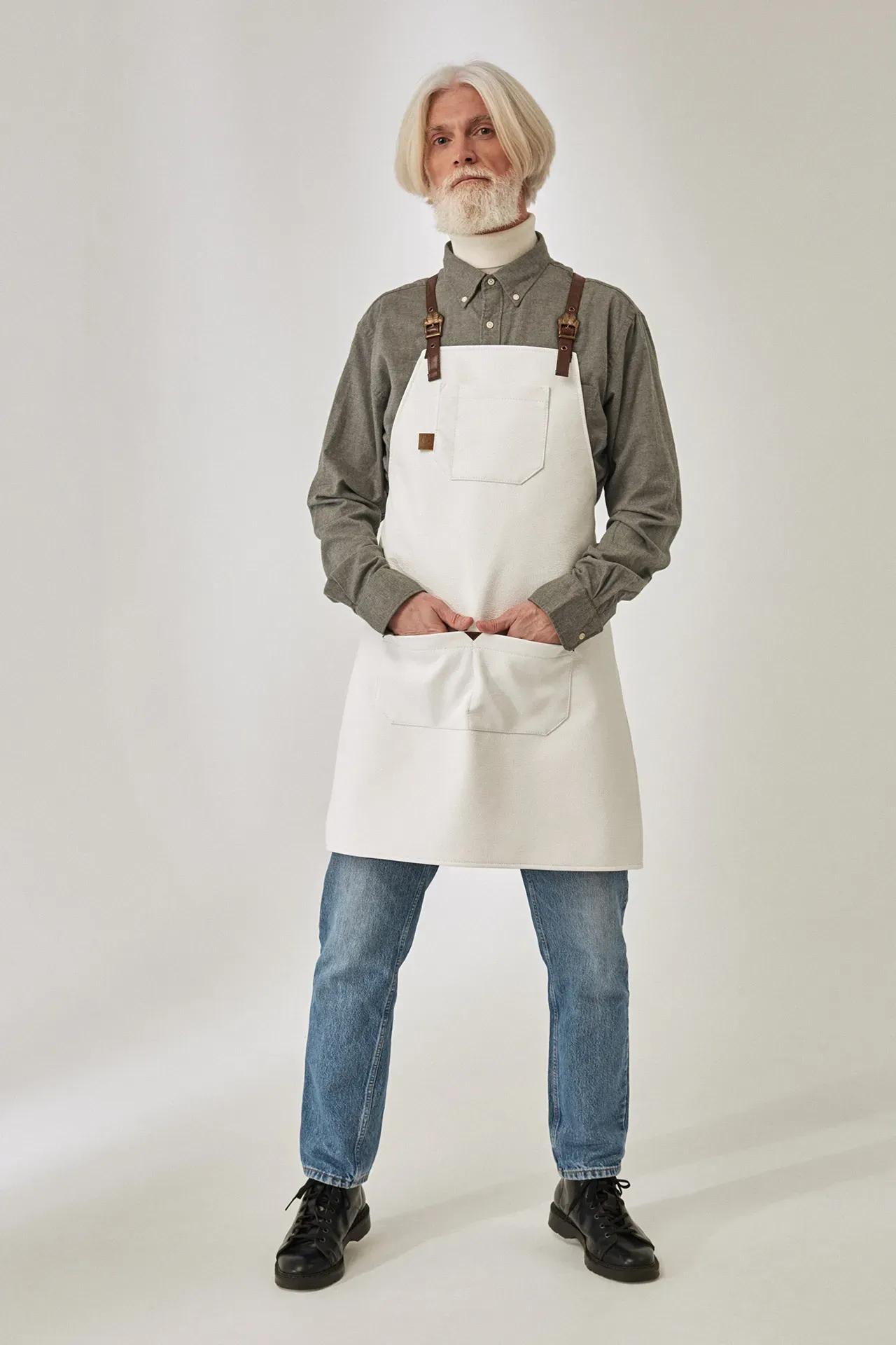 Apron Albinos